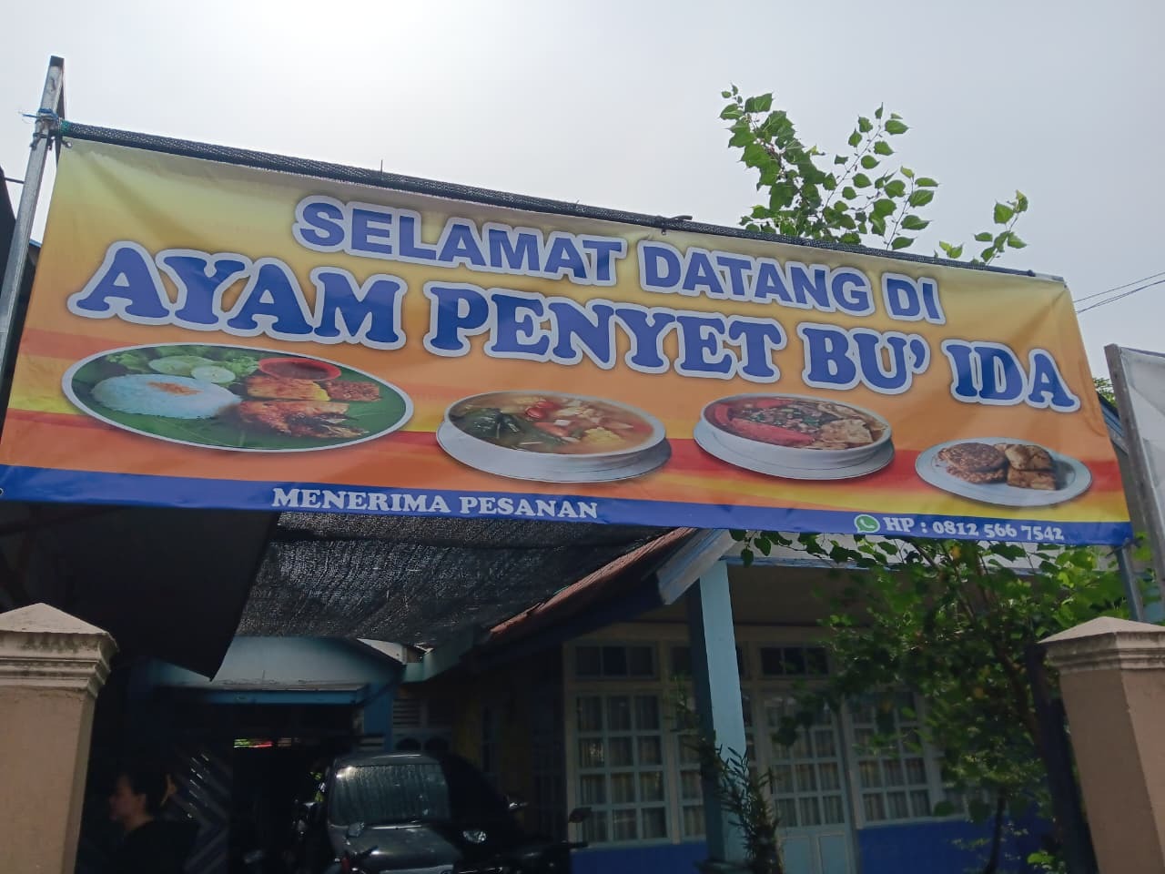 AYAM PENYET BU IDA