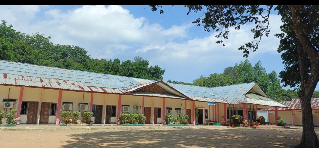 HOTEL NATUNA