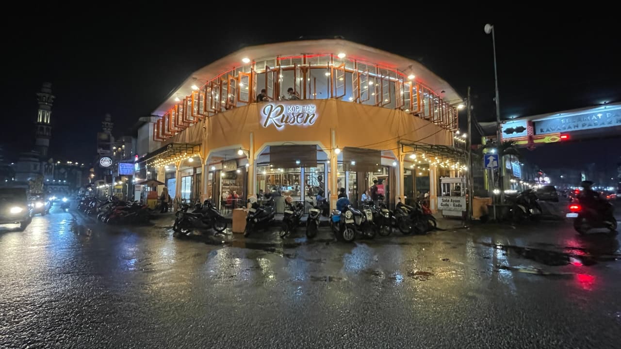 RUSEN KOPITIAM