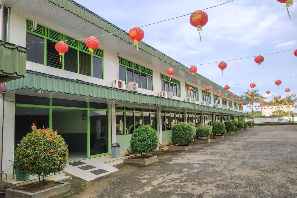 HOTEL SAHABAT BARU