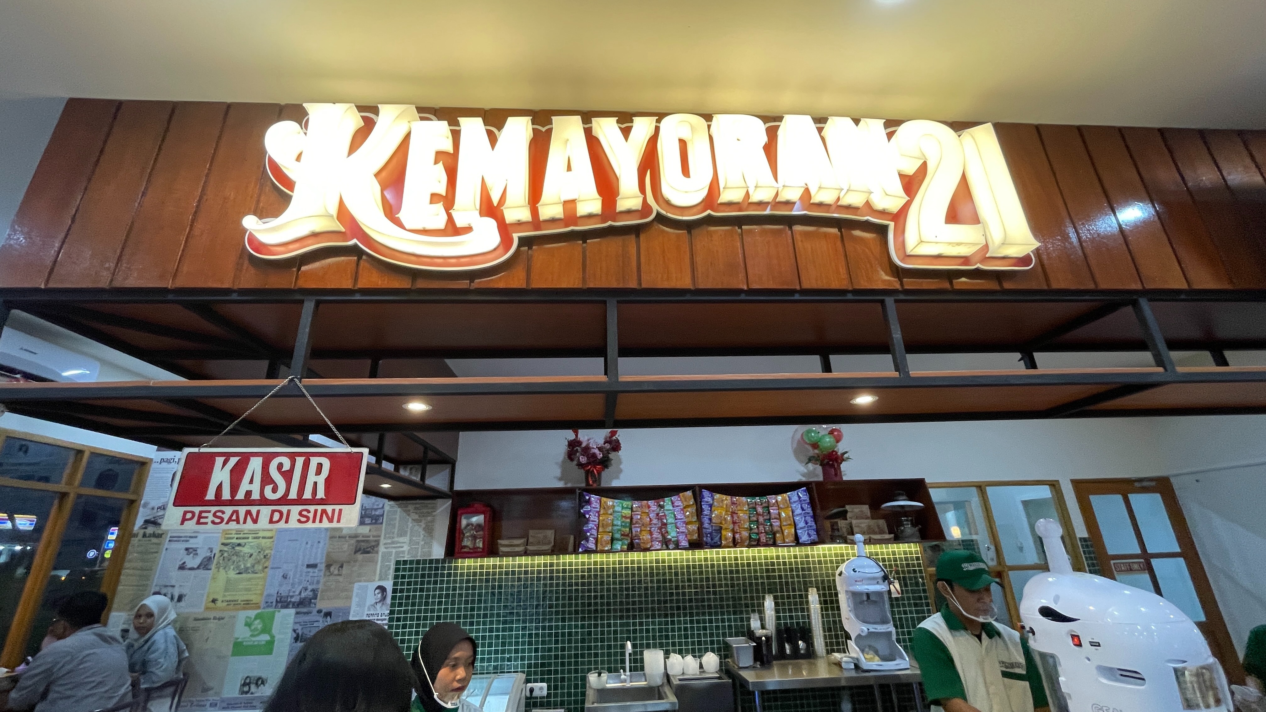 KEMAYORAN 21